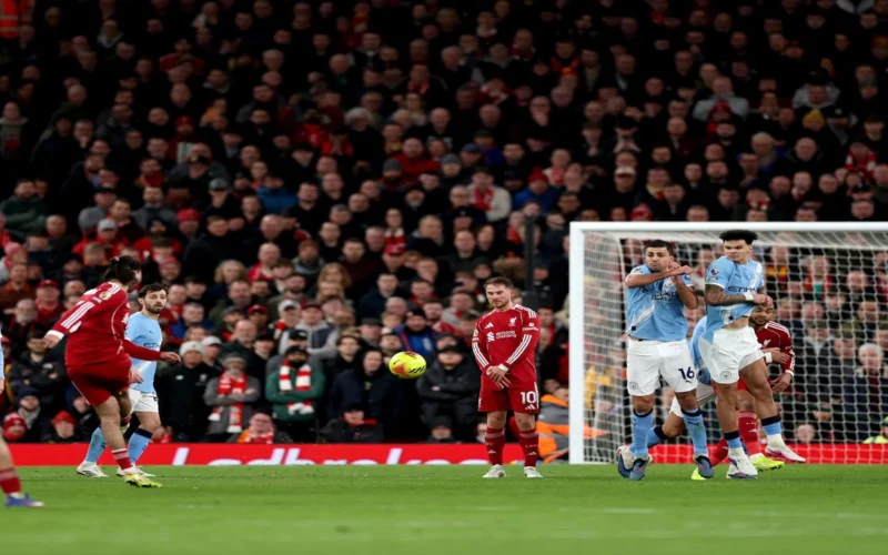 أرقام قياسية.. أسباب زيادة أهداف الدوري الإنجليزي من خارج منطقة الجزاء